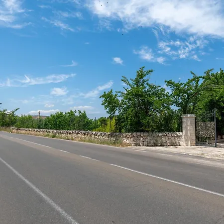 Trulli Chiru Дом отдыха Мартина-Франка